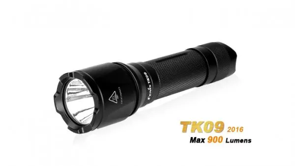 Fenix TK09 2016 Cree XP-L HI LED Taschenlampe 900 Lumen, inkl. Batterien Fenix TK09 2016 Cree XP-L HI LED Taschenlampe 900 Lumen, inkl. Batterien